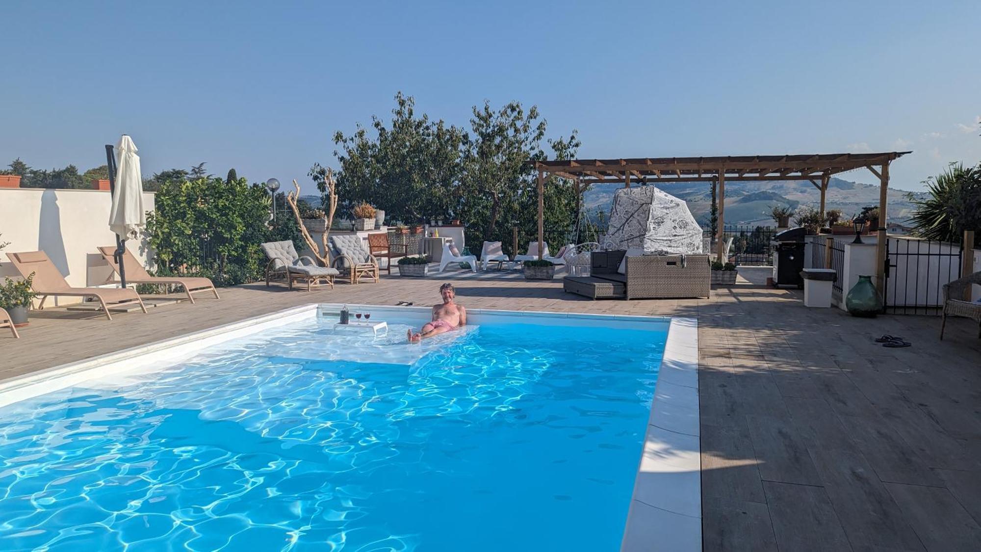 Bed And Breakfast La Pecora Rosa Sant'Omero Extérieur photo